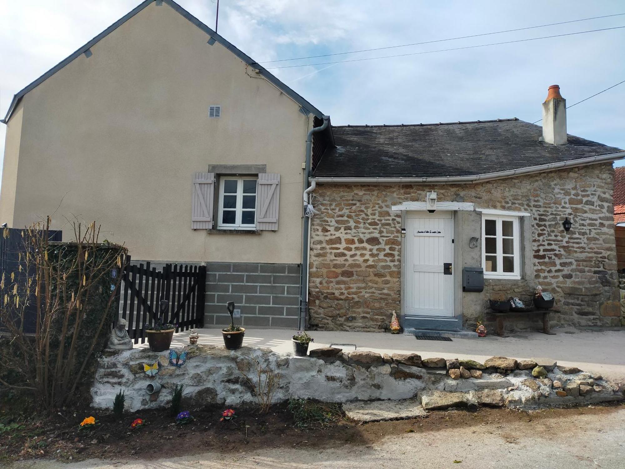 Chambre D'Hotes Se Sentir Libre Noisette Crozant Exterior foto