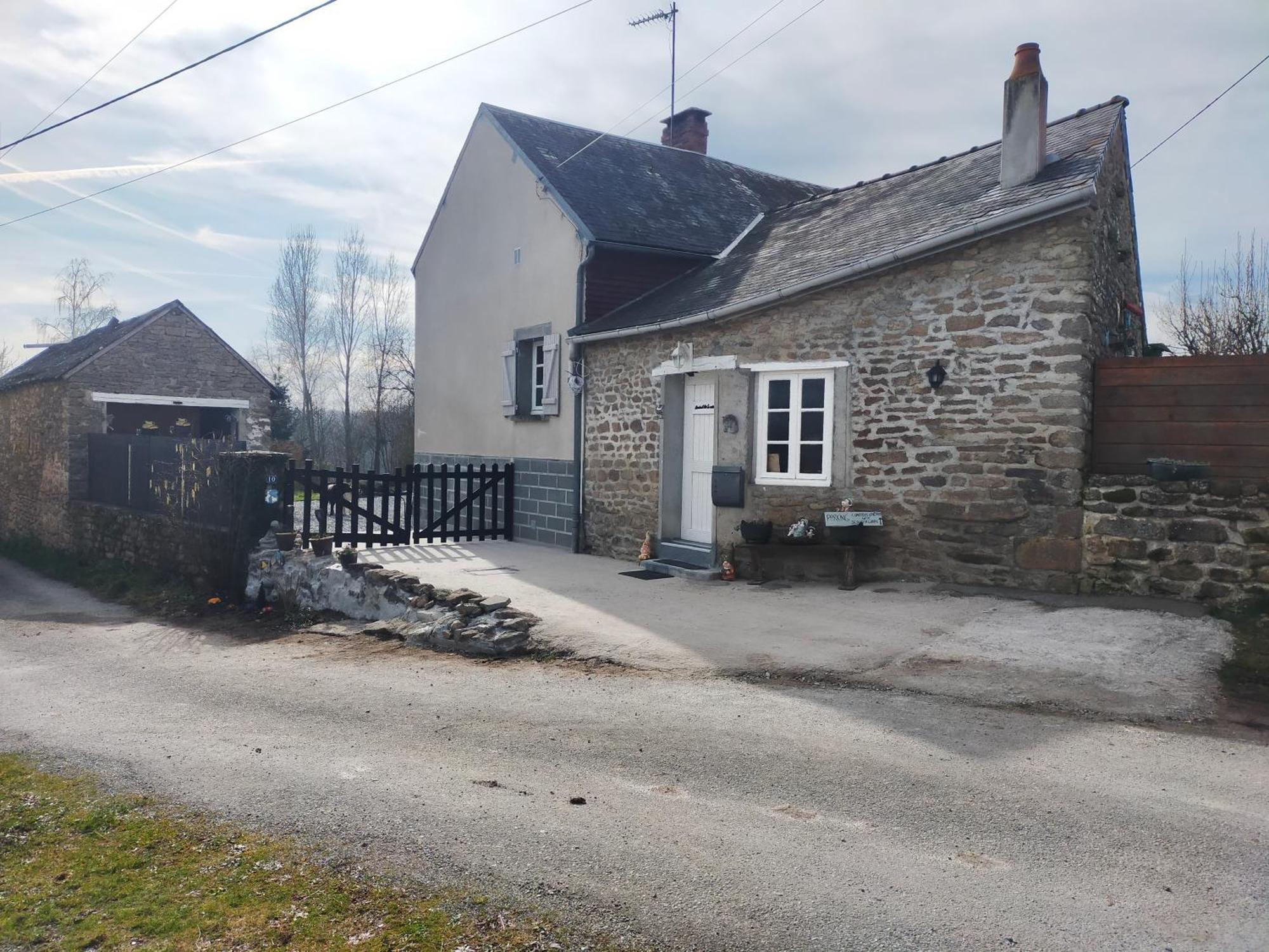 Chambre D'Hotes Se Sentir Libre Noisette Crozant Exterior foto